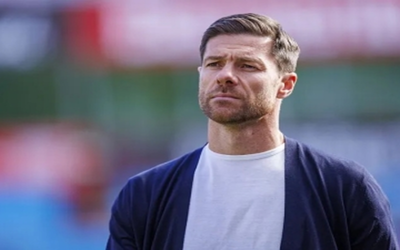 شكر ألونسو.. يعبر عن امتنانه لريال مدريد رغم إخفاقات تدريبه